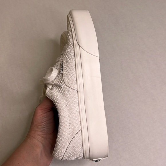 VANS ERA PLATFORM WHITE SNAKESKIN ANIMAL EMBOSSED SNEAKERS 7 - Picture 13 of 16